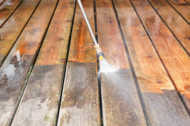Best Local Pressure Washing Services  in Oconto, WI